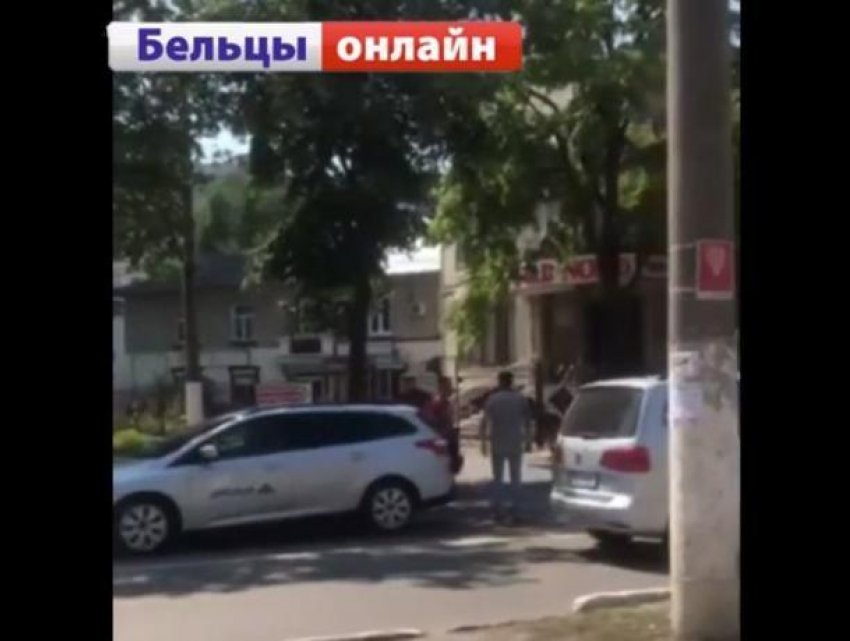 Жестокая драка водителей в Бельцах попала на видео
