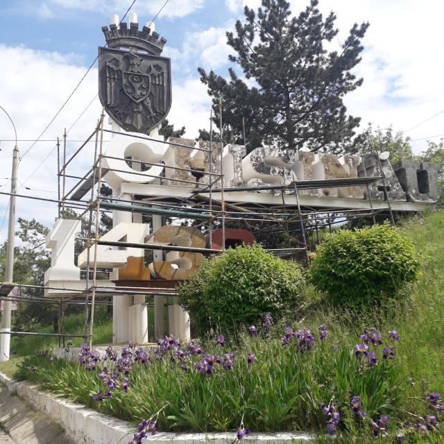 chisinay.jpg chisinay.jpg