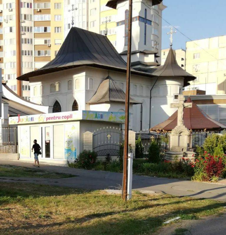 kiosk.jpg