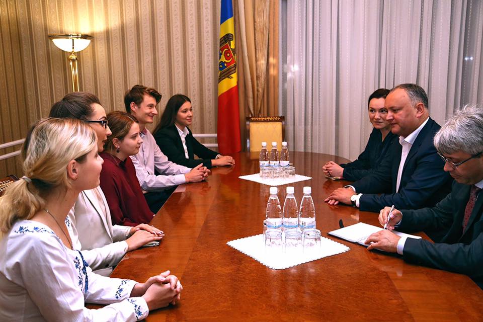 додон3.jpg