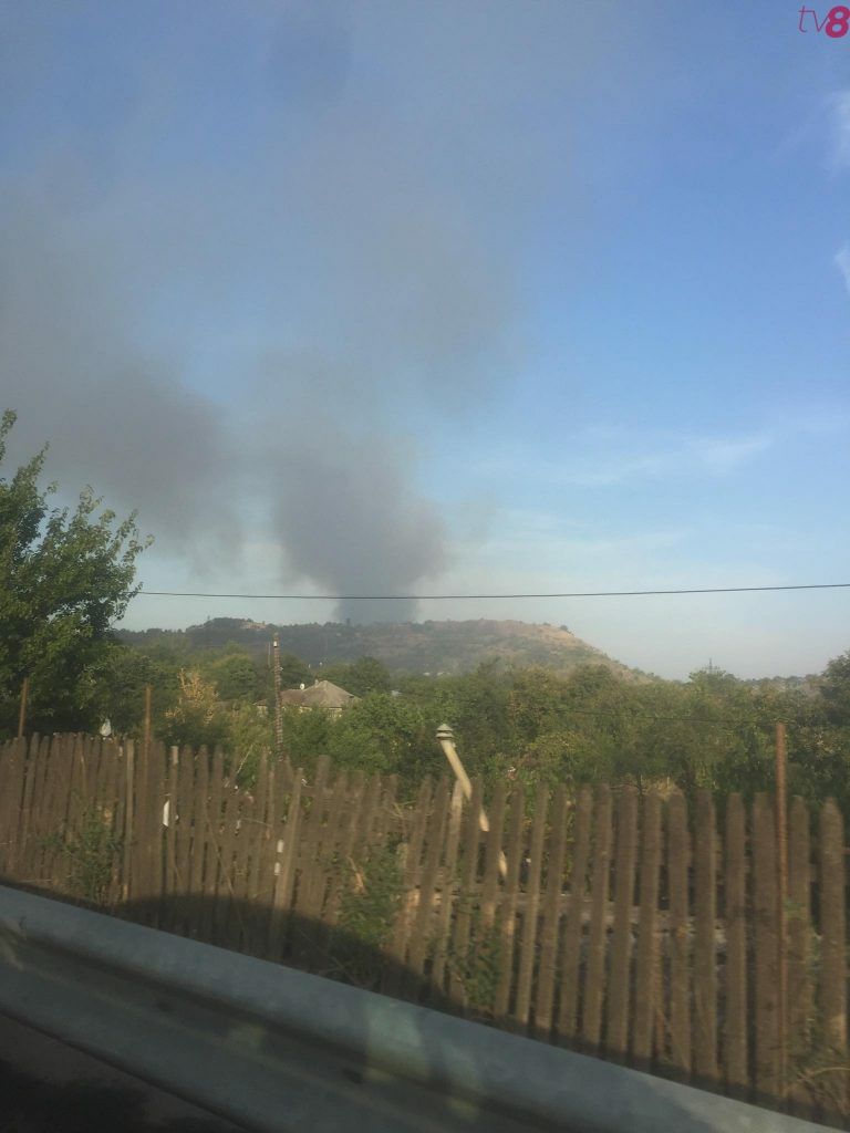 ЧП в Оргееве - горит свалка, дым застилает весь город