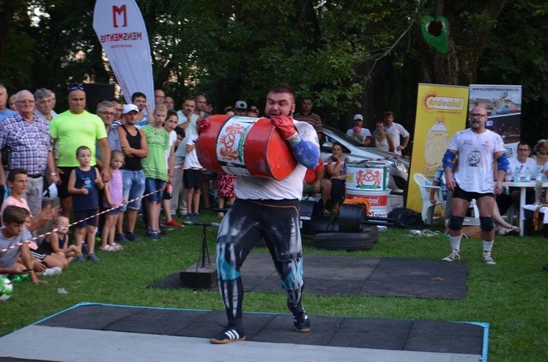 2.jpg 2.jpg